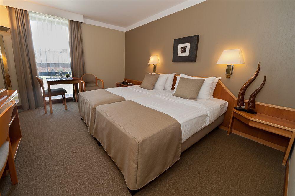 Begijnhof Hotel Левен Екстер'єр фото