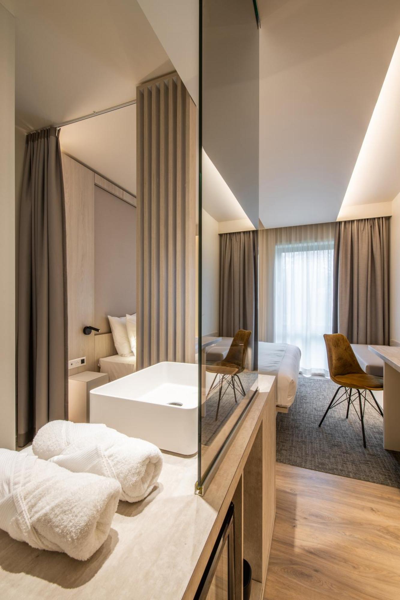 Begijnhof Hotel Левен Екстер'єр фото