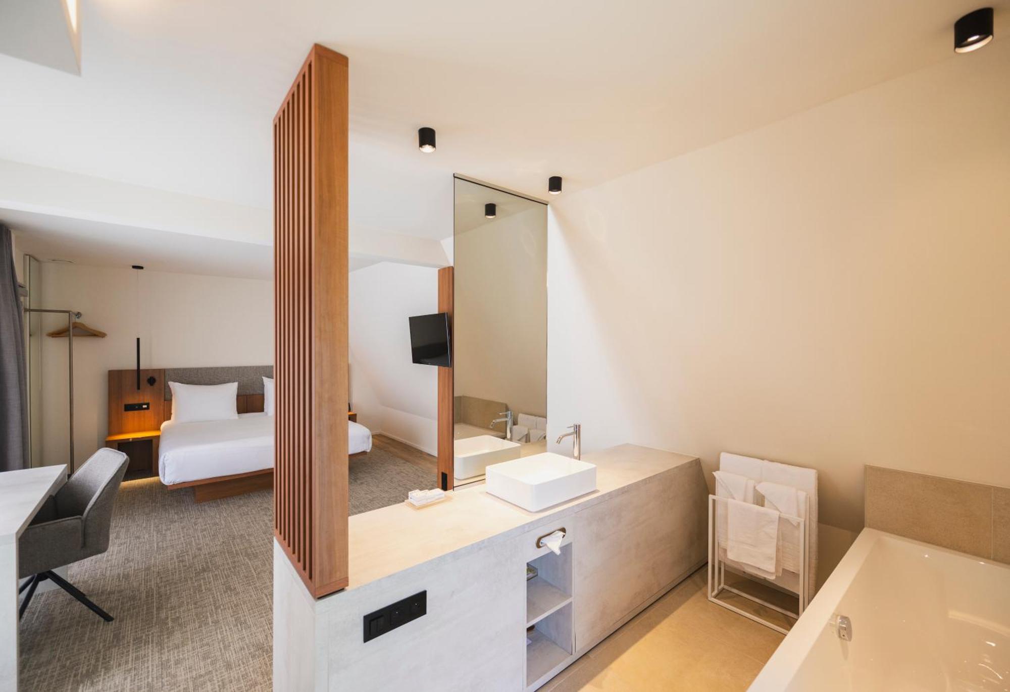Begijnhof Hotel Левен Екстер'єр фото